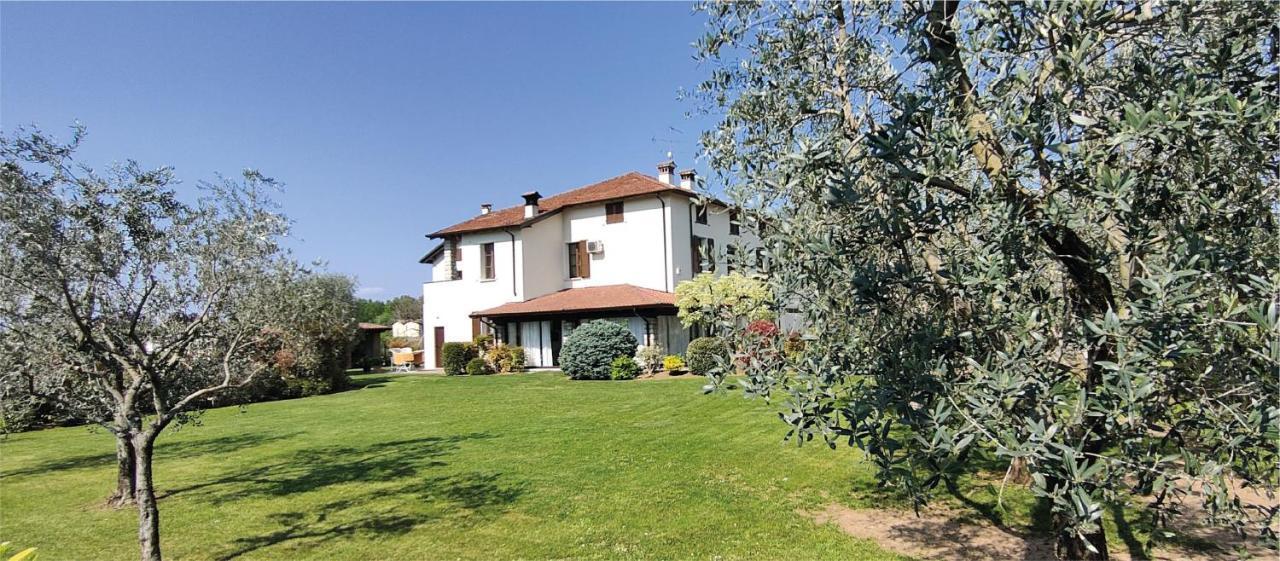 Bed And Breakfast Erilla Centenaro Екстер'єр фото