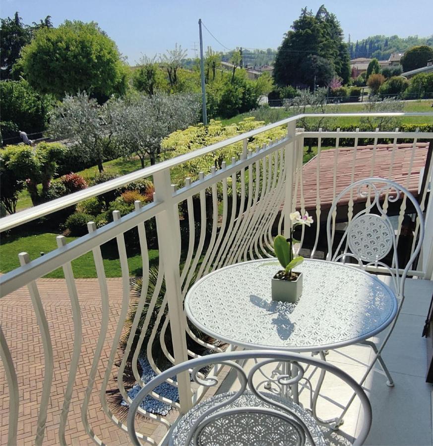 Bed And Breakfast Erilla Centenaro Екстер'єр фото